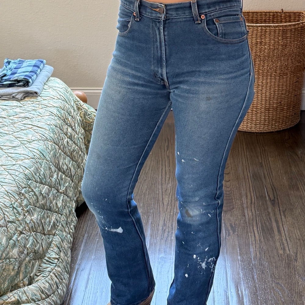 Levi's 517 Blue Jeans with Distressed Details